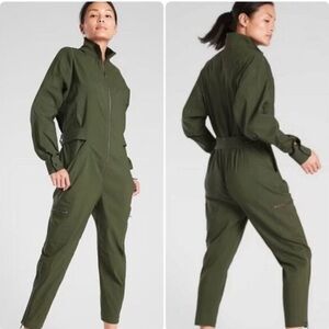 Athleta green Lennox jumpsuit. Size 0